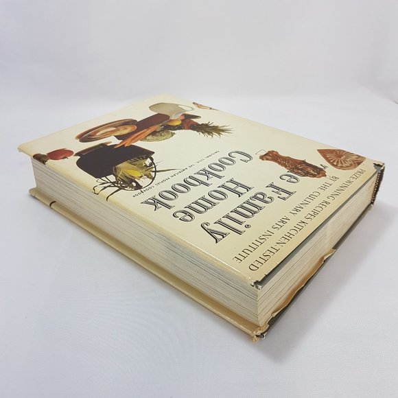 Vintage Cookbook 1973 Culinary Arts Institute Family Home Cookbook - Picture 8 of 16